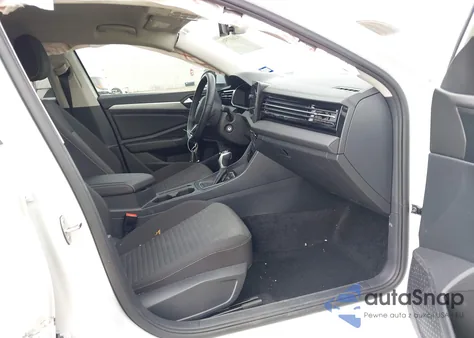 2025 Volkswagen Jetta 1.5T S from USA, damaged, VIN 3VW5X7BU3SM005569